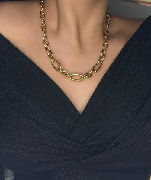 Layla Necklace